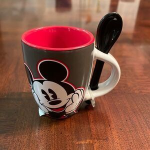 Disney Mickey Mouse Ceramic  Coffee Espresso Mini Mug with Spoon Jerry Leigh